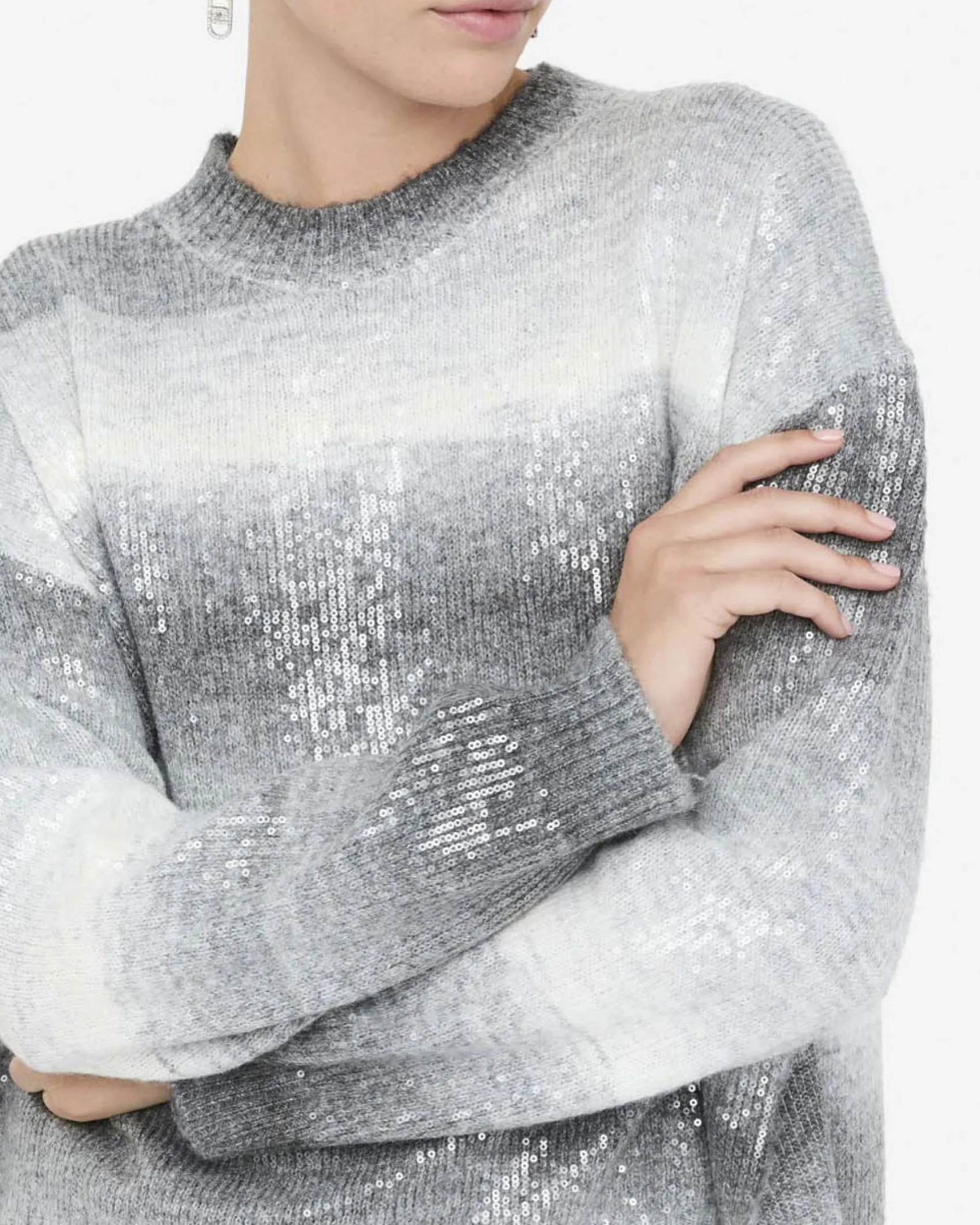 Maglia Liu Jo Jeans grigia in misto lana con paillettes ricamate