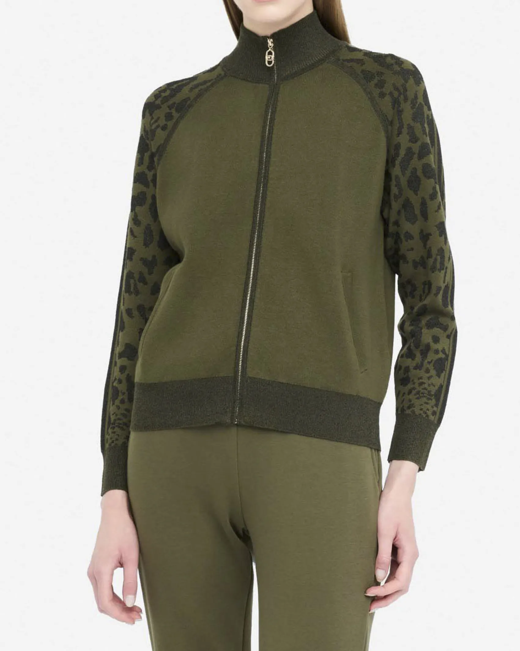 Maglia Liu Jo Sport verde militare in viscosa con motivo animalier a rilievo