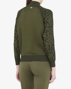 Maglia Liu Jo Sport verde militare in viscosa con motivo animalier a rilievo