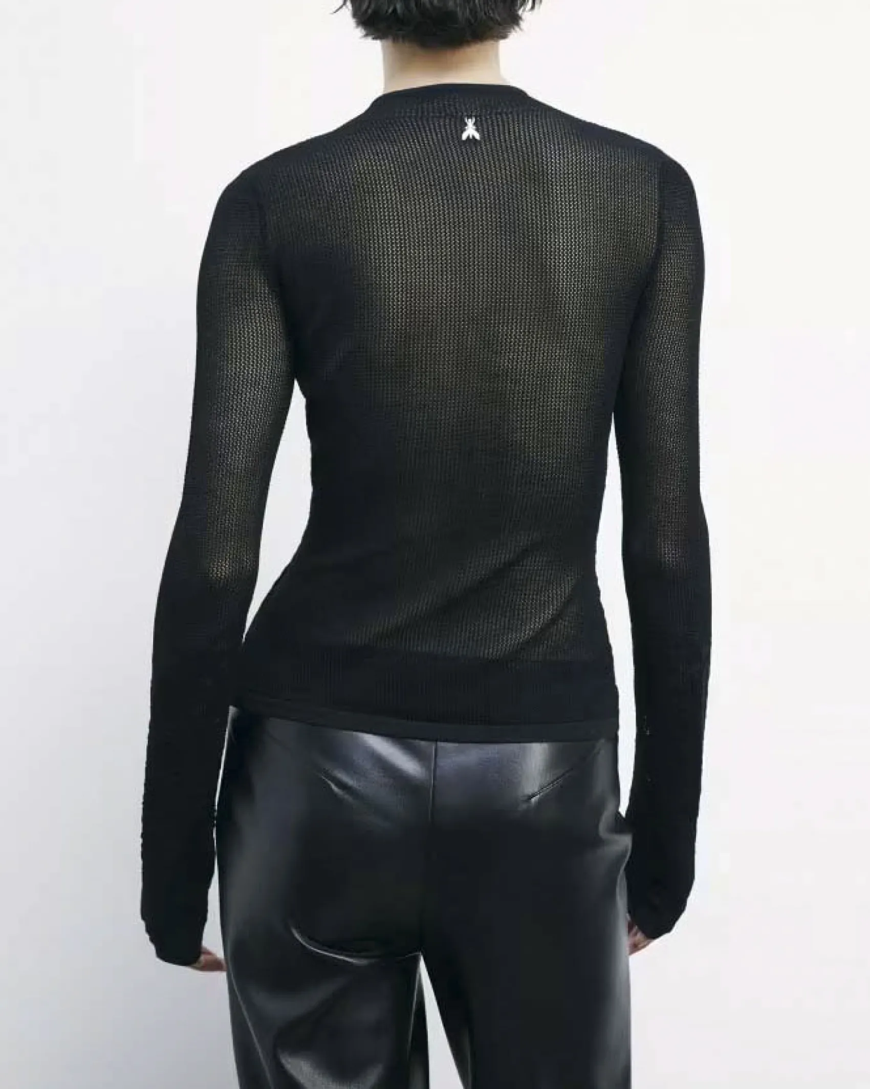Maglia nera Patrizia Pepe aderente in pizzo di misto viscosa semi trasparente a motivo floreale
