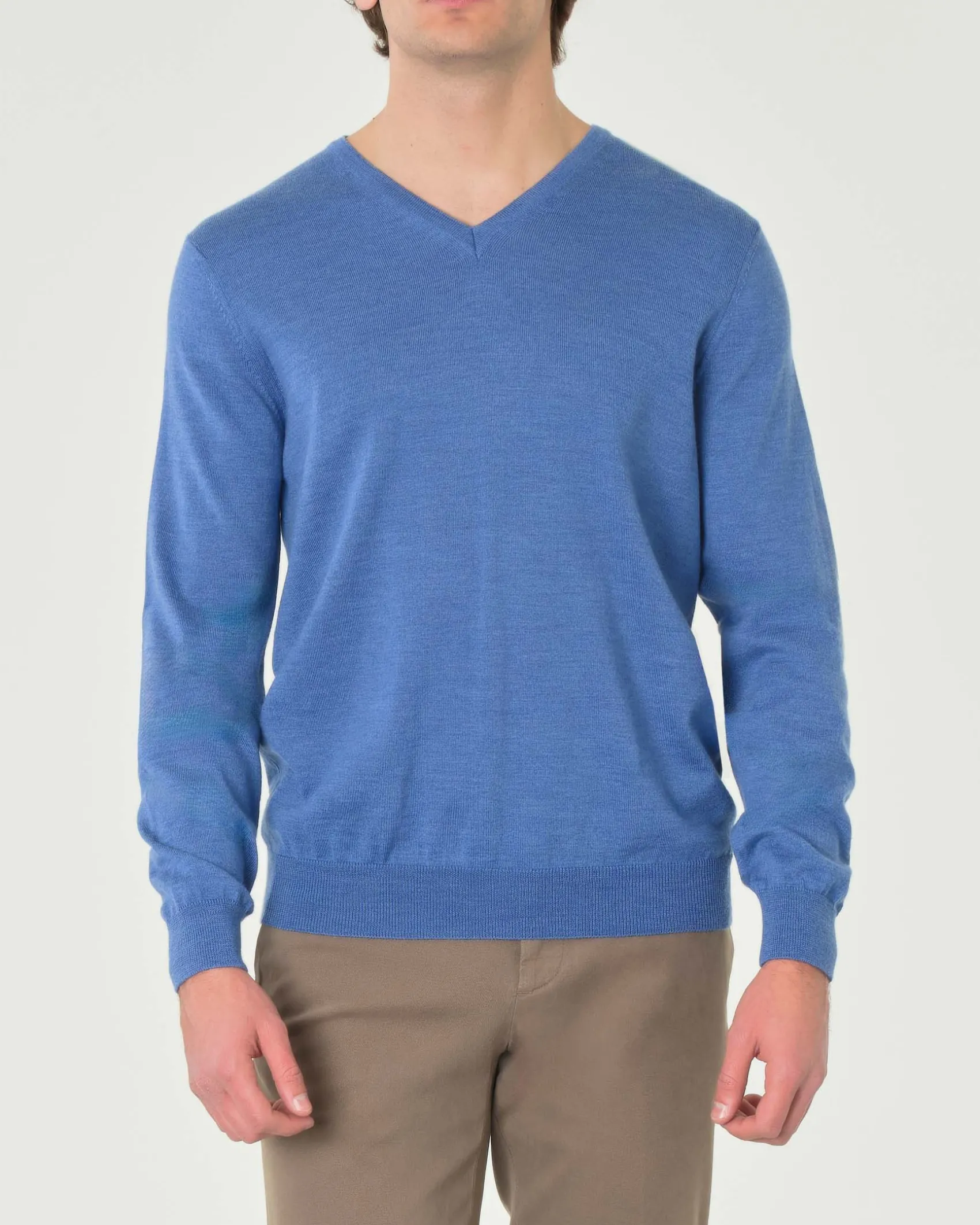 Maglia Pellizzari celeste con scollo a V in pura lana merino
