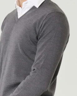 Maglia Pellizzari con scollo a V grigio medio in pura lana merino
