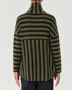 Maglia verde e nera con motivo a righe in cotone stretch con collo a ciambella