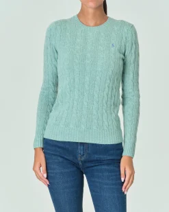 Maglia verde lavorata a trecce in misto lana e cachemire con logo ricamato a contrasto sul petto