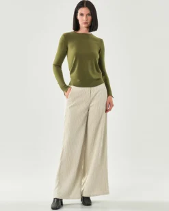 Maglia verde militare Hlo! in misto viscosa con polsini alti lavorati a costine con bottoncini in metallo satinato