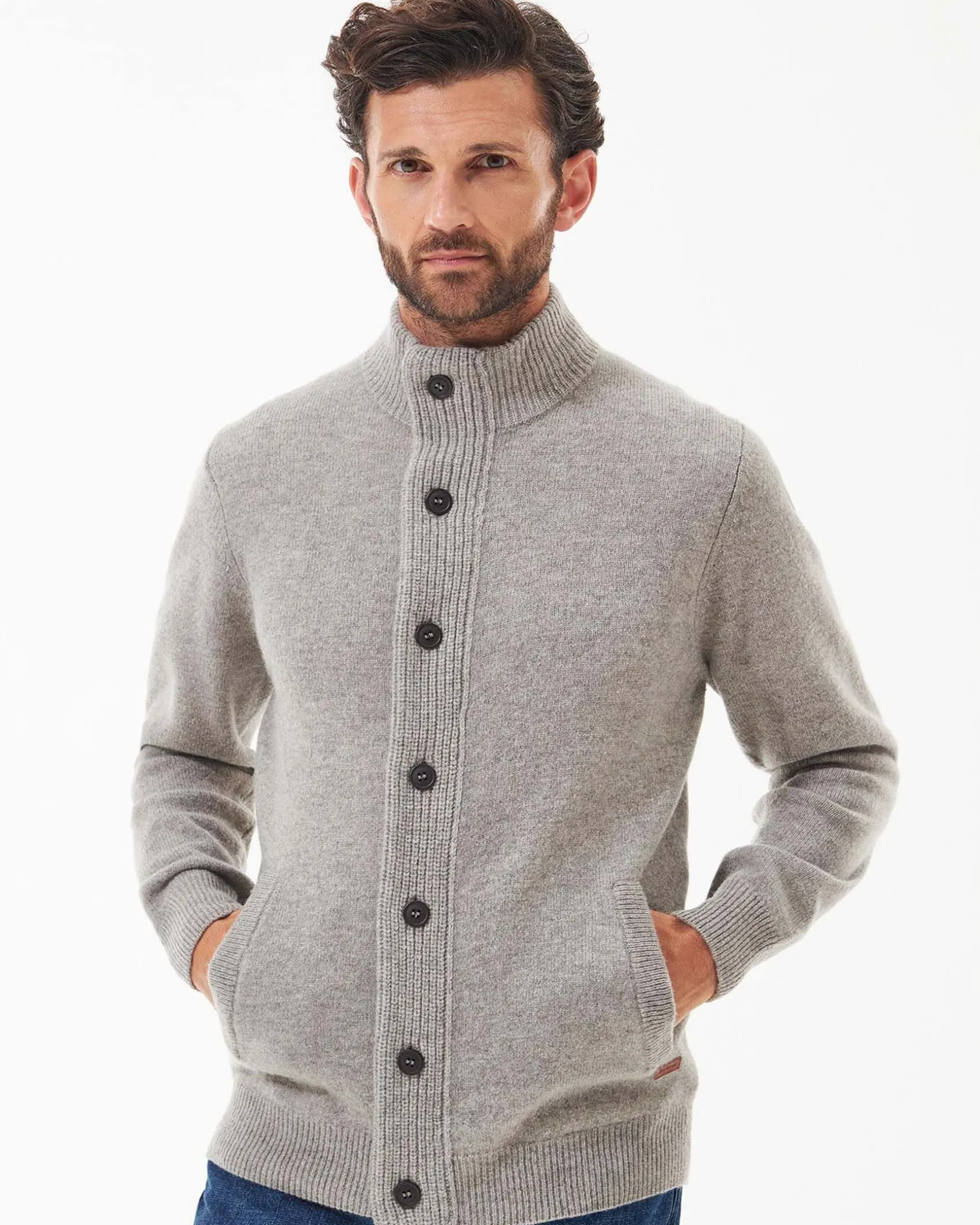 Maglione Barbour beige in pura lana con doppia chiusura zip e bottoni
