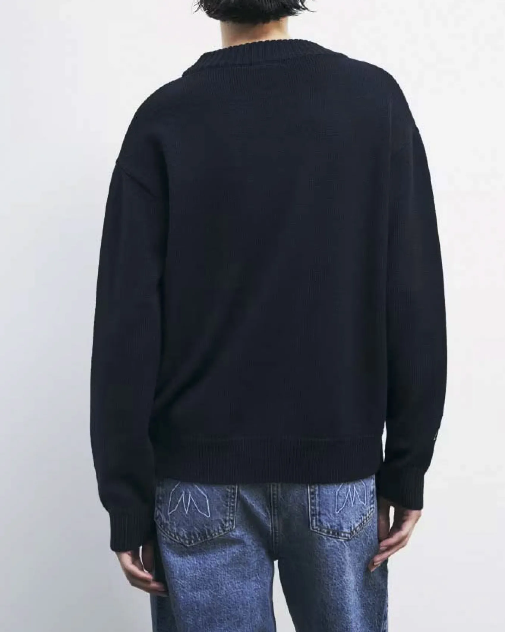 Maglione blu Patrizia Pepe in misto lana con scritta logo jacquard bianca sul davanti