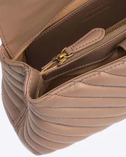 Mini Lady Bag in pelle color cammello con motivo a chevron e manico a mano e fibbia Love Birds dorata