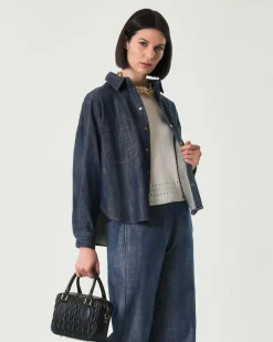 Overshirt blu in denim di cotone con doppia tasca sul petto