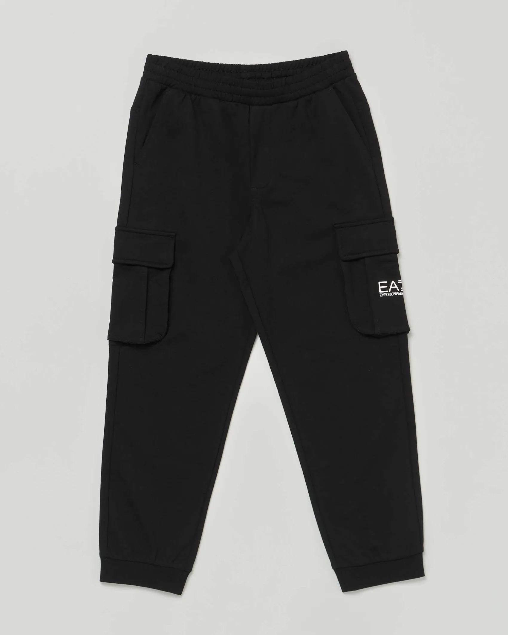 Pantalone cargo EA7 nero in felpa di puro cotone