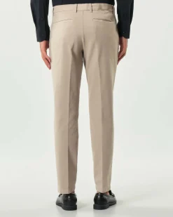 Pantalone chino Boss Kaiton beige in twill di cotone stretch