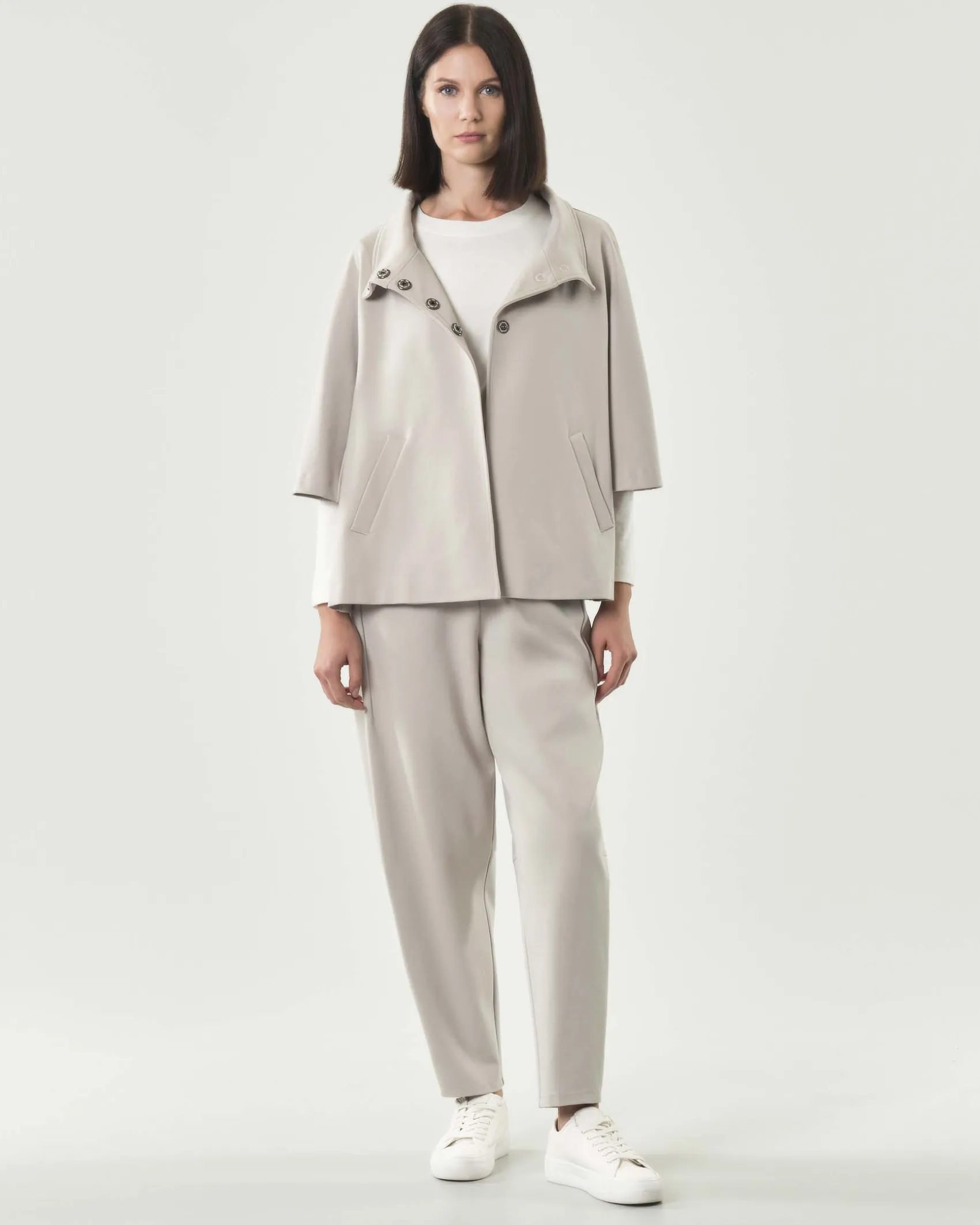 Pantaloni a pallocino Jurerê color ghiaccio in misto viscosa stretch punto Milano con elastico inserito in vita