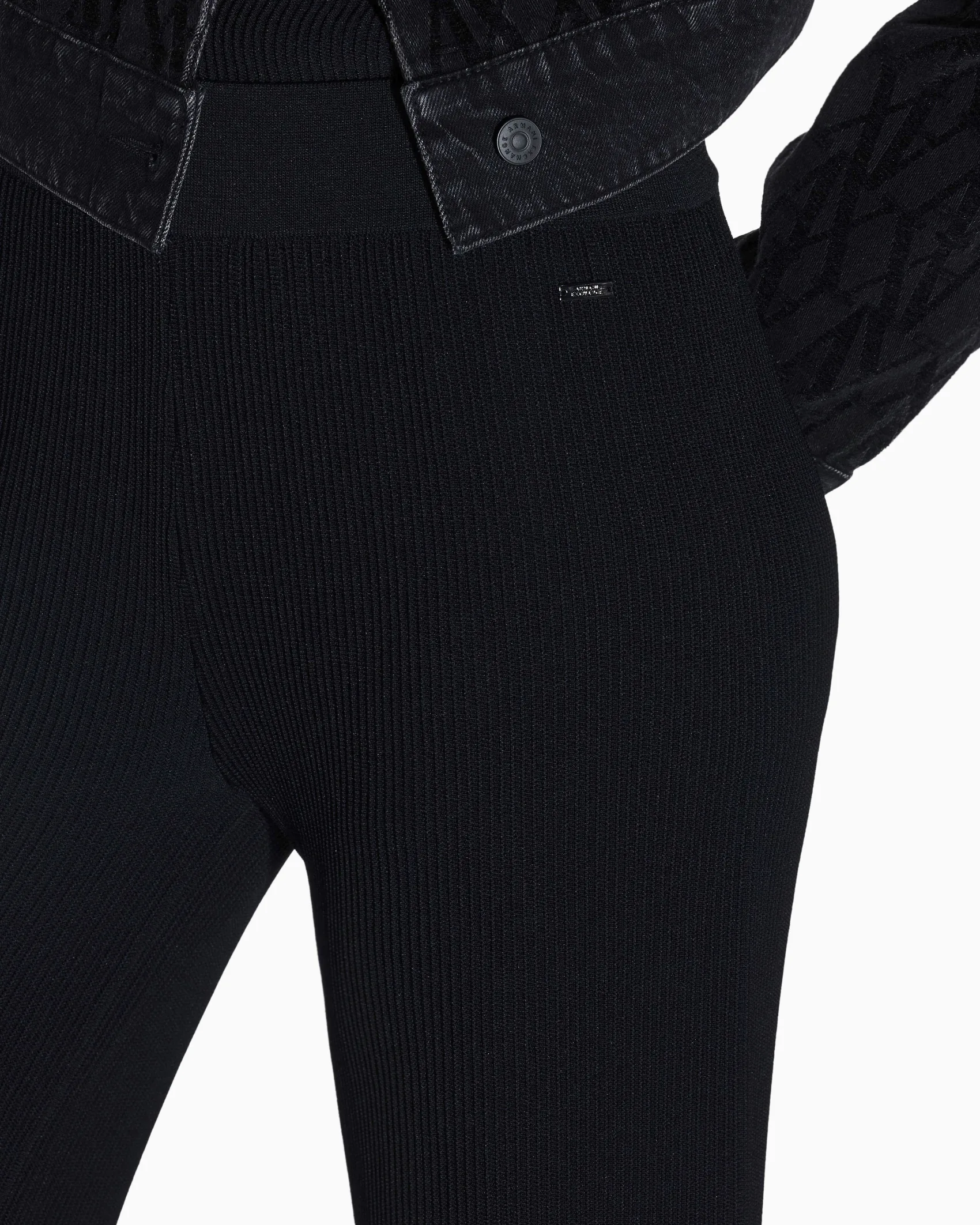 Pantaloni Armani Exchange neri in maglia a costine in misto viscosa