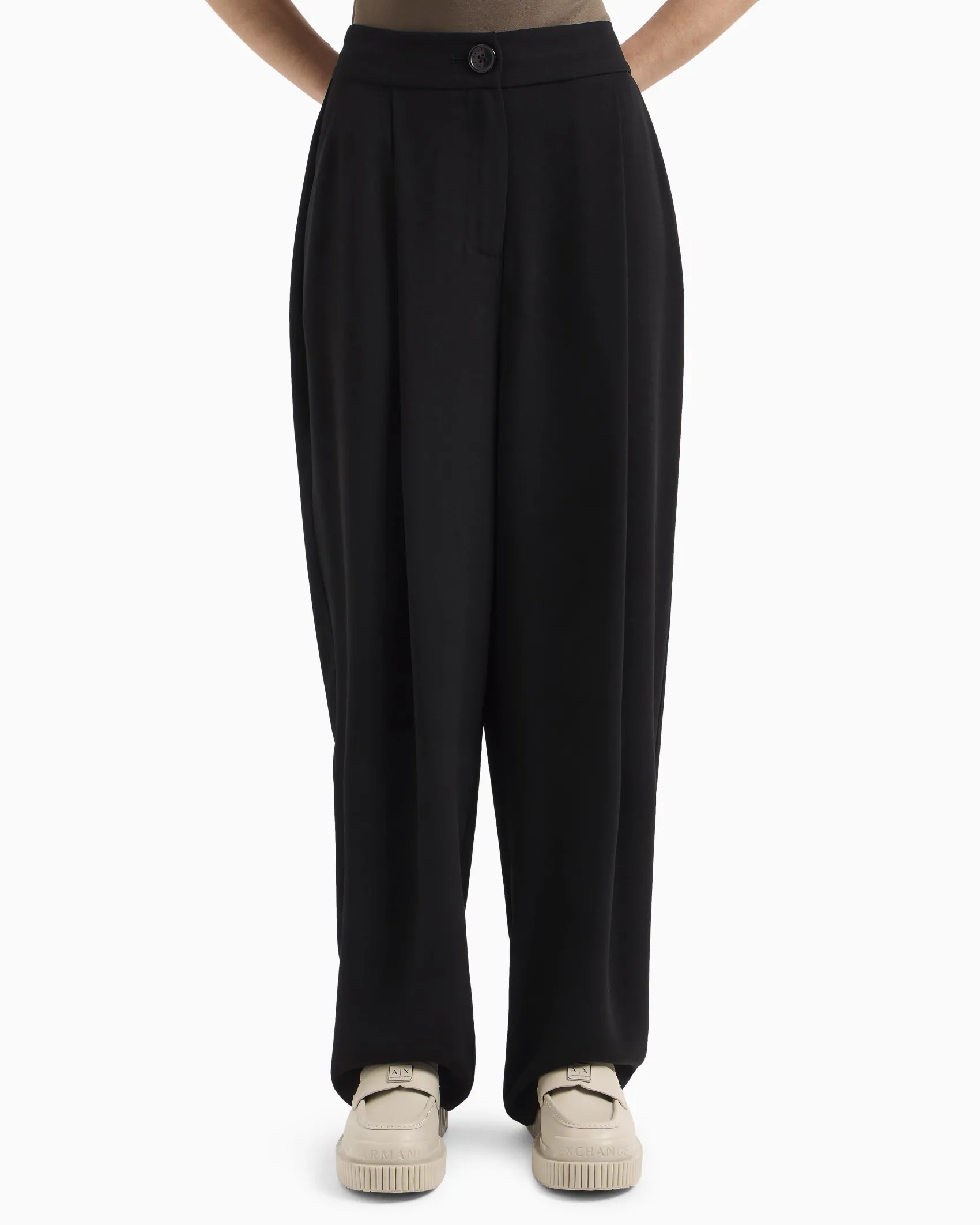 Pantaloni balloon neri ampi in tela con pinces frontali