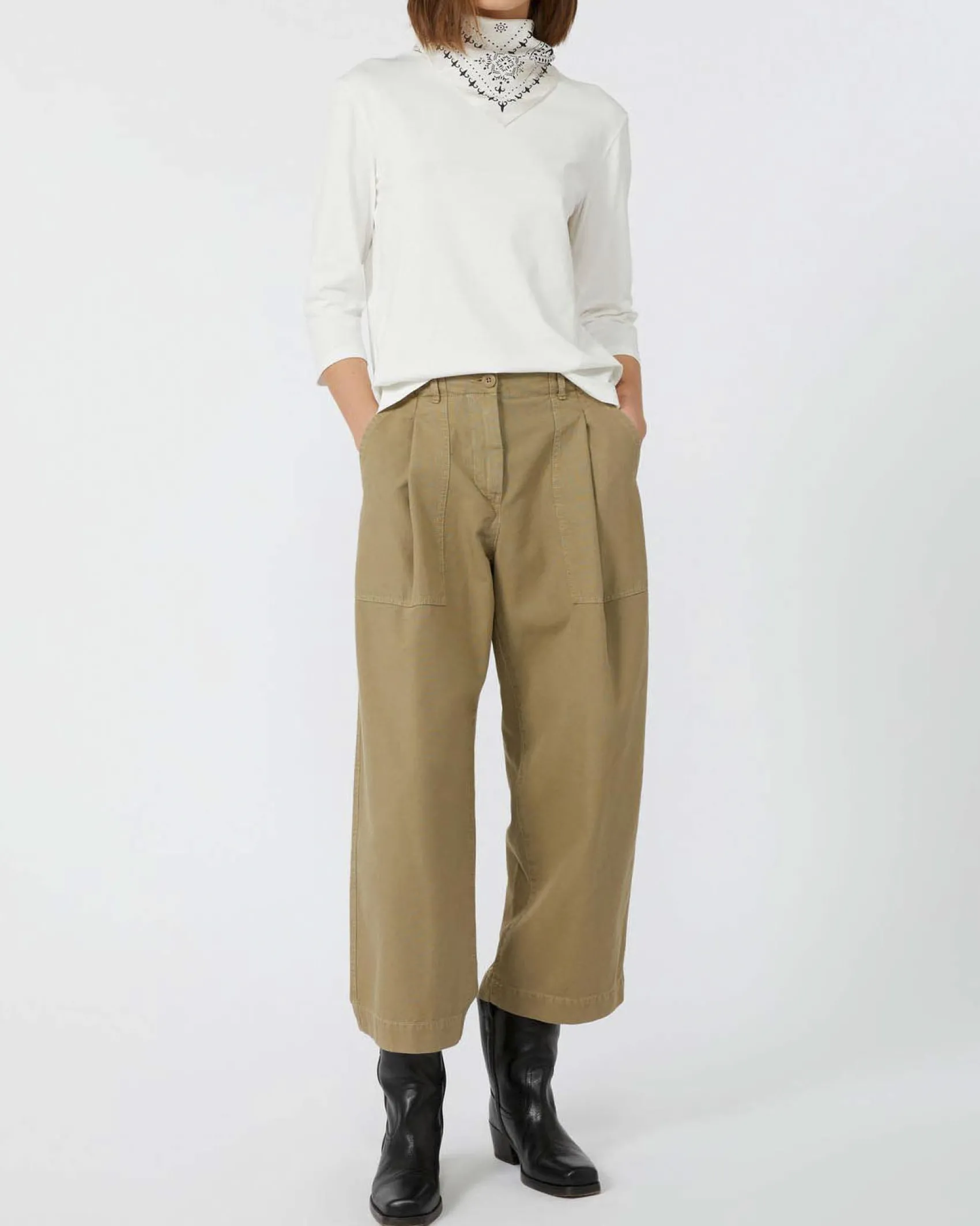 Pantaloni barrel leg color khaki Weekend Max Mara in cotone con pinces in vita