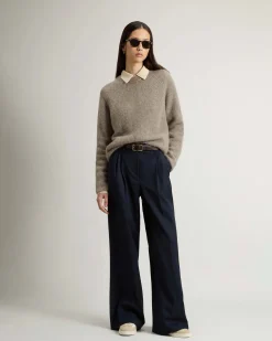 Pantaloni blu Woolrich in tela di misto lana e viscosa con pinces in vita