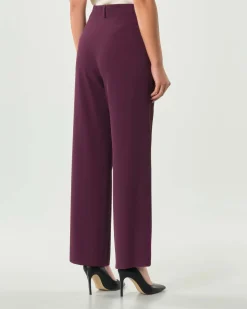 Pantaloni bordeaux Hlo! in crèpe effetto fluido con pinces in vita