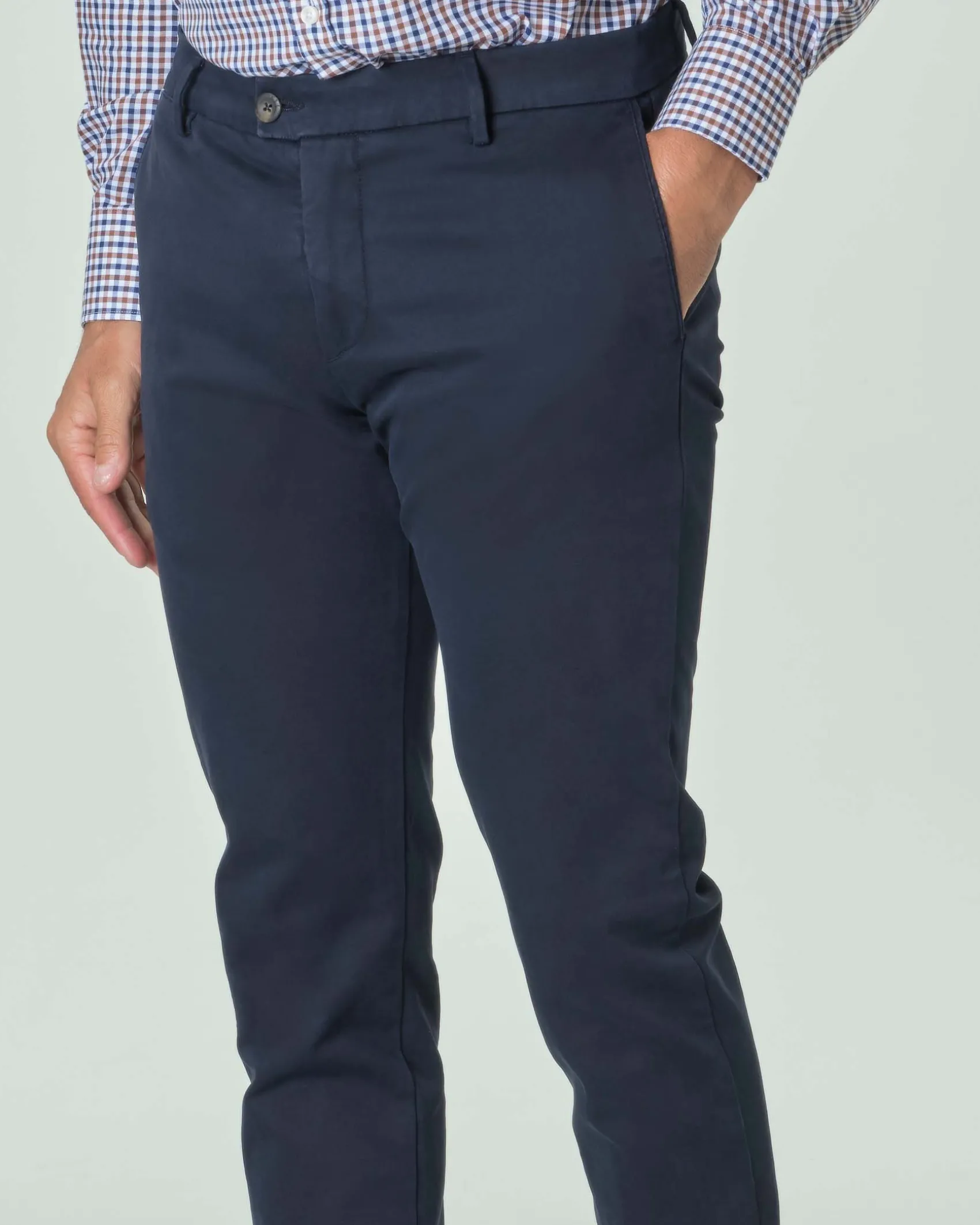 Pantaloni chino Ashki.i blu in tricotina di cotone stretch