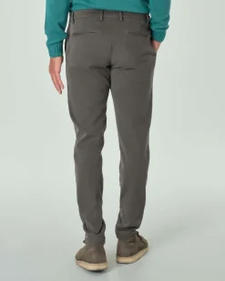 Pantaloni chino Ashki.i verde militare in tessuto diagonale di misto cotone e modal stretch