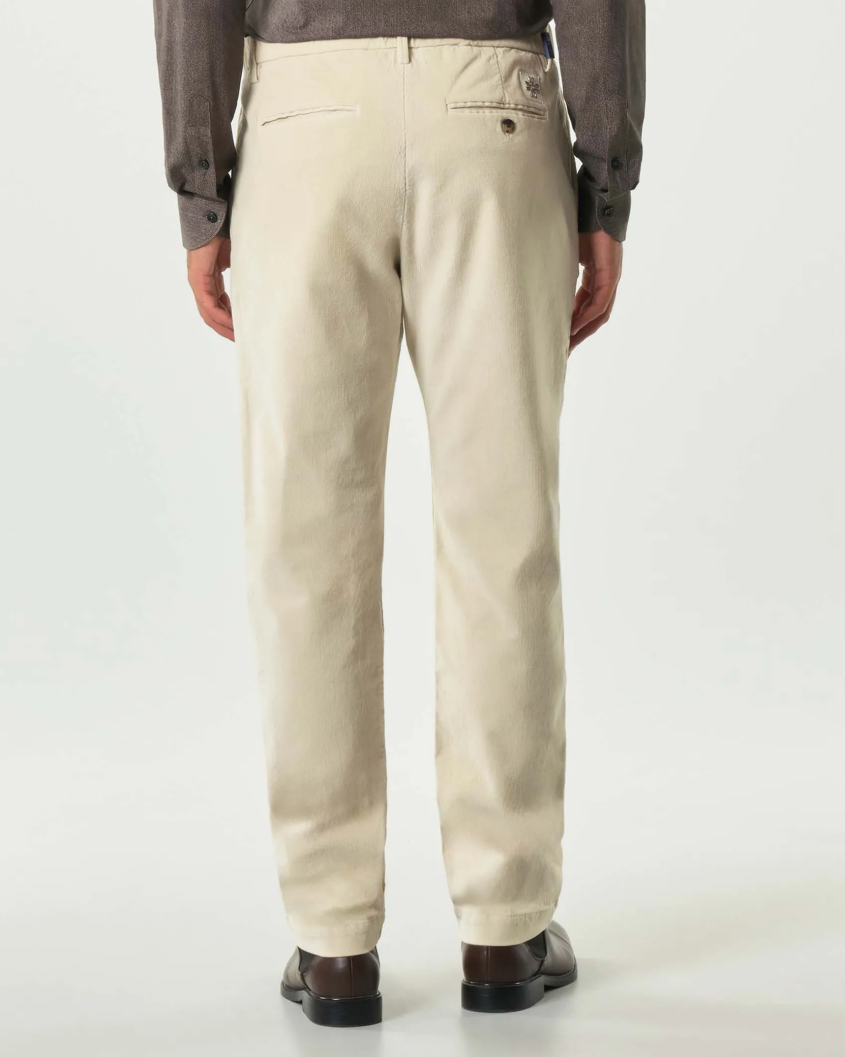 Pantaloni chino Gray slim-fit color panna in velluto di cotone stretch
