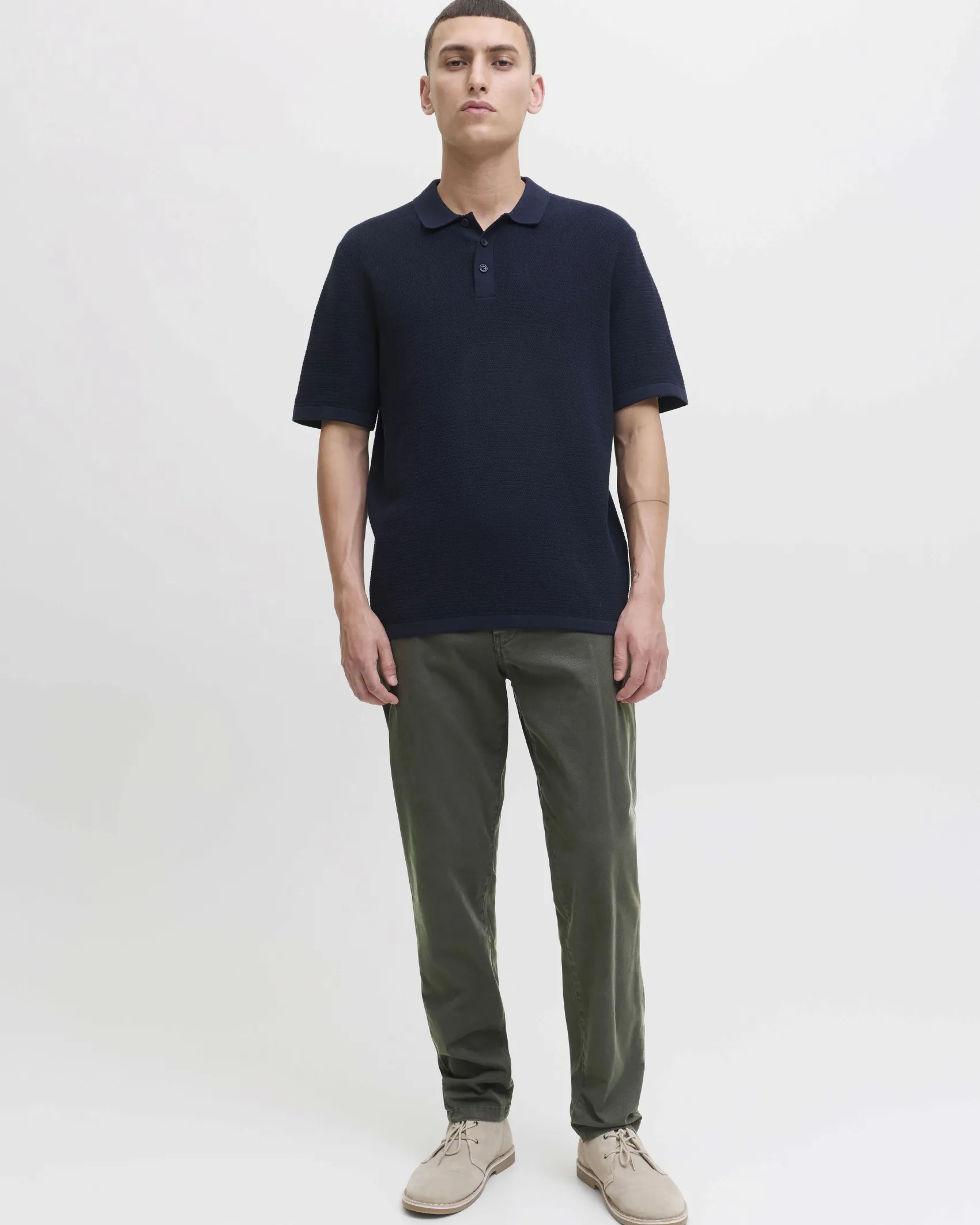 Pantaloni chino Jack & Jones color fango tapered-fit in tessuto armaturato di cotone stretch