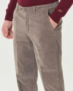 Pantaloni chino Paul Baker color fango slim-fit in velluto liscio di cotone stretch con piega stirata