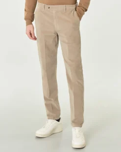 Pantaloni chino Paul Baker beige slim-fit in velluto liscio di cotone stretch con piega stirata