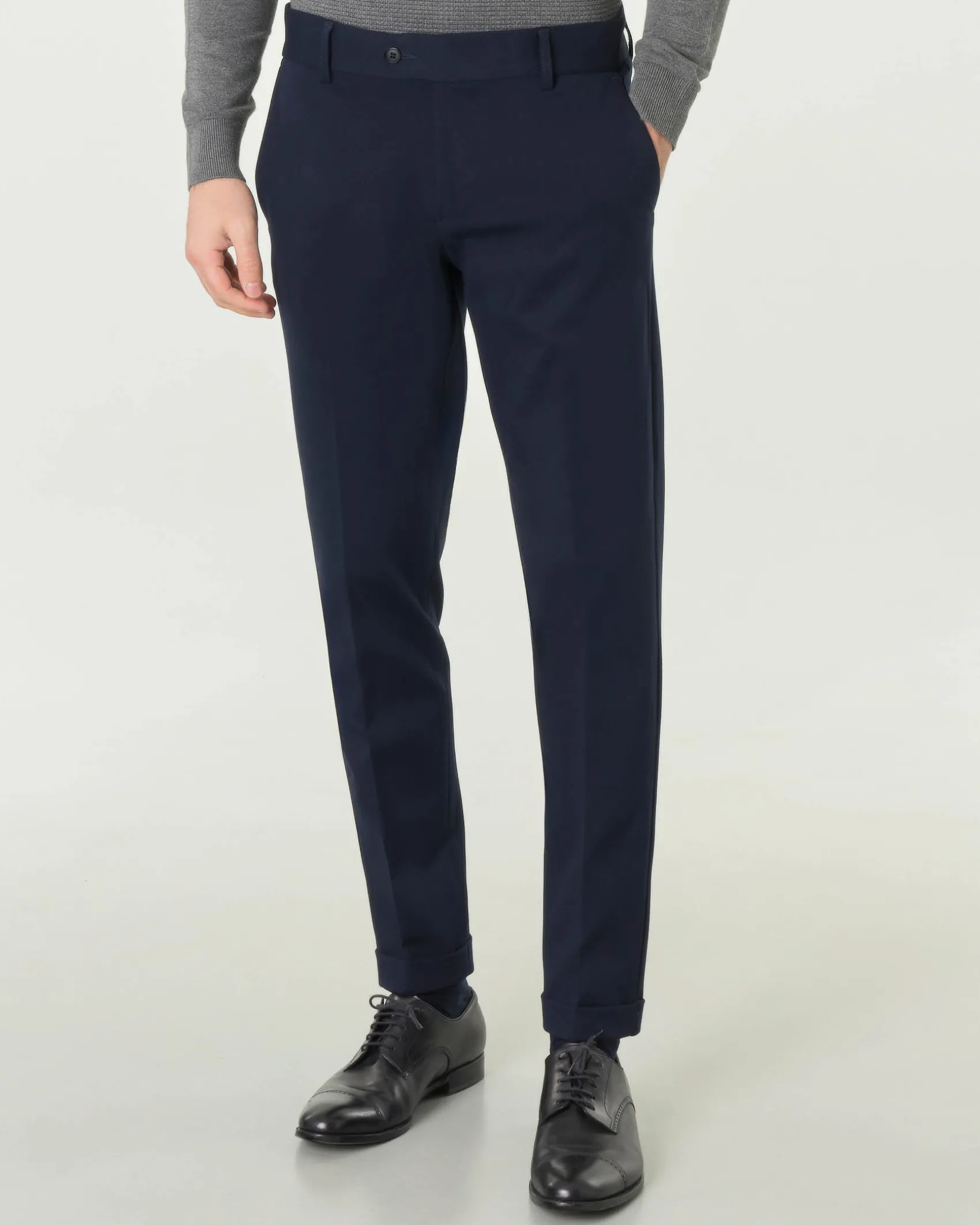 Pantaloni chino Paul Baker blu slim-fit in jersey di viscosa stretch con risvolto al fondo