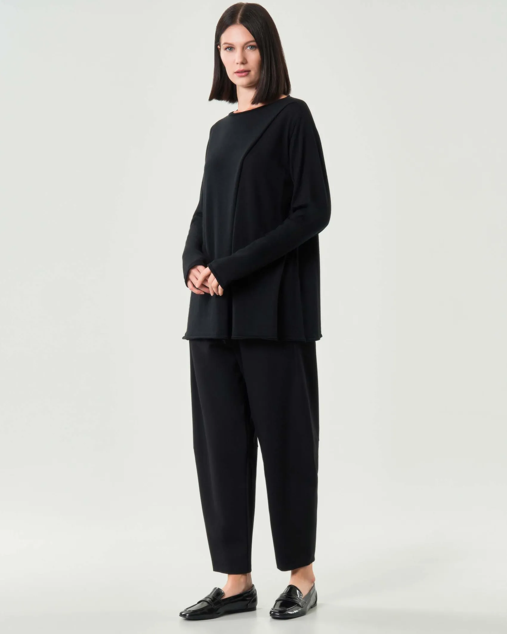 Pantaloni neri a pallocino Jurerê in misto viscosa stretch punto Milano con elastico inserito in vita