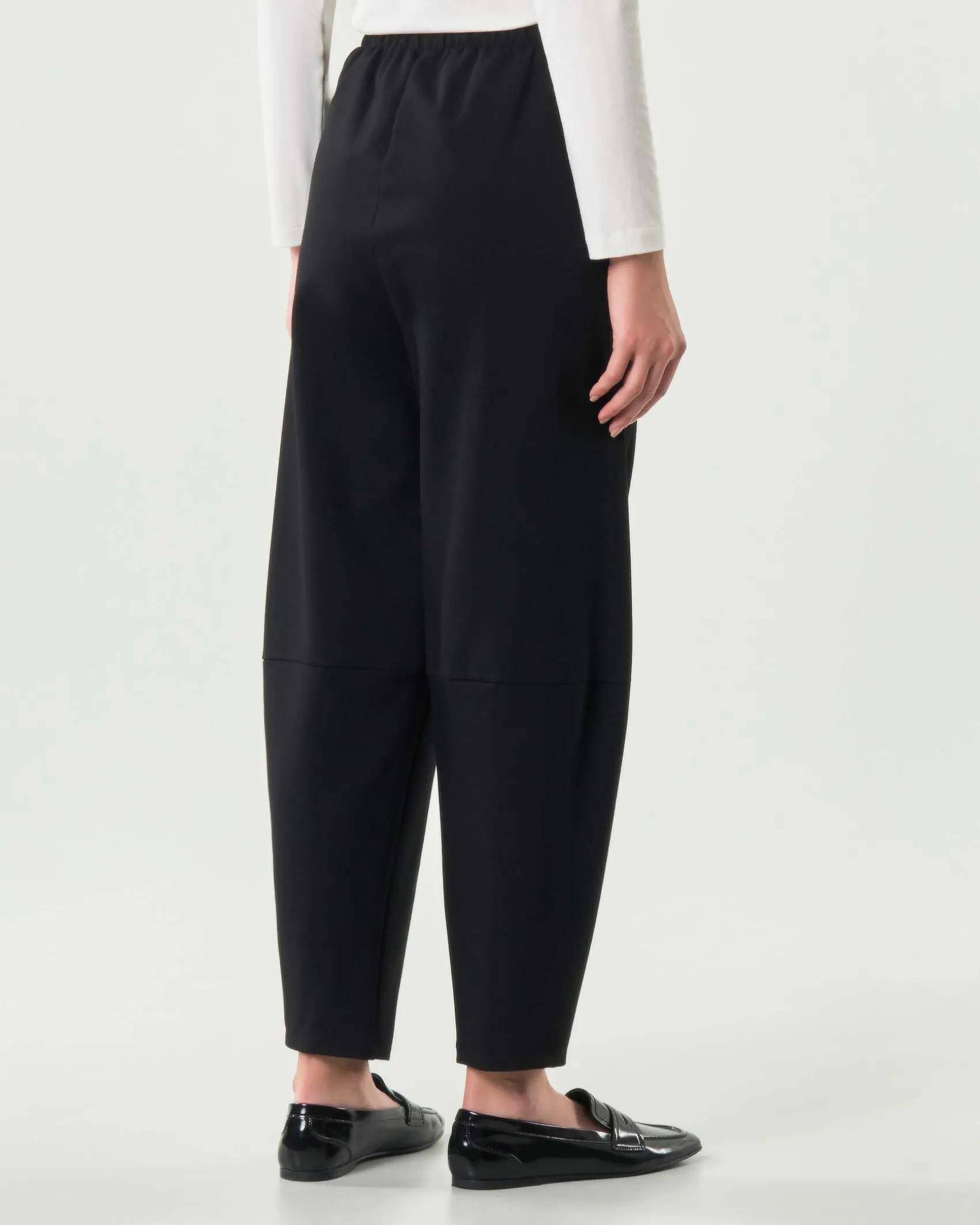 Pantaloni neri a pallocino Jurerê in misto viscosa stretch punto Milano con elastico inserito in vita