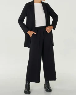 Pantaloni neri in tricotina di misto viscosa dalla linea wide con elastico inserito in vita