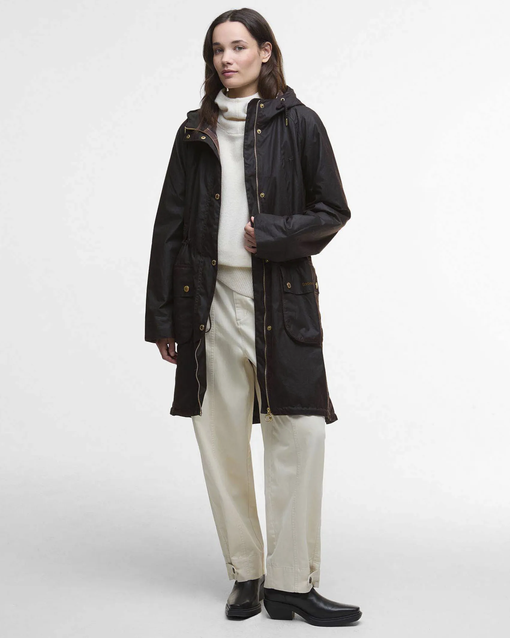 Parka Barbour Marcy color testa moro in cotone cerato con fodera tartan e cappuccio fisso
