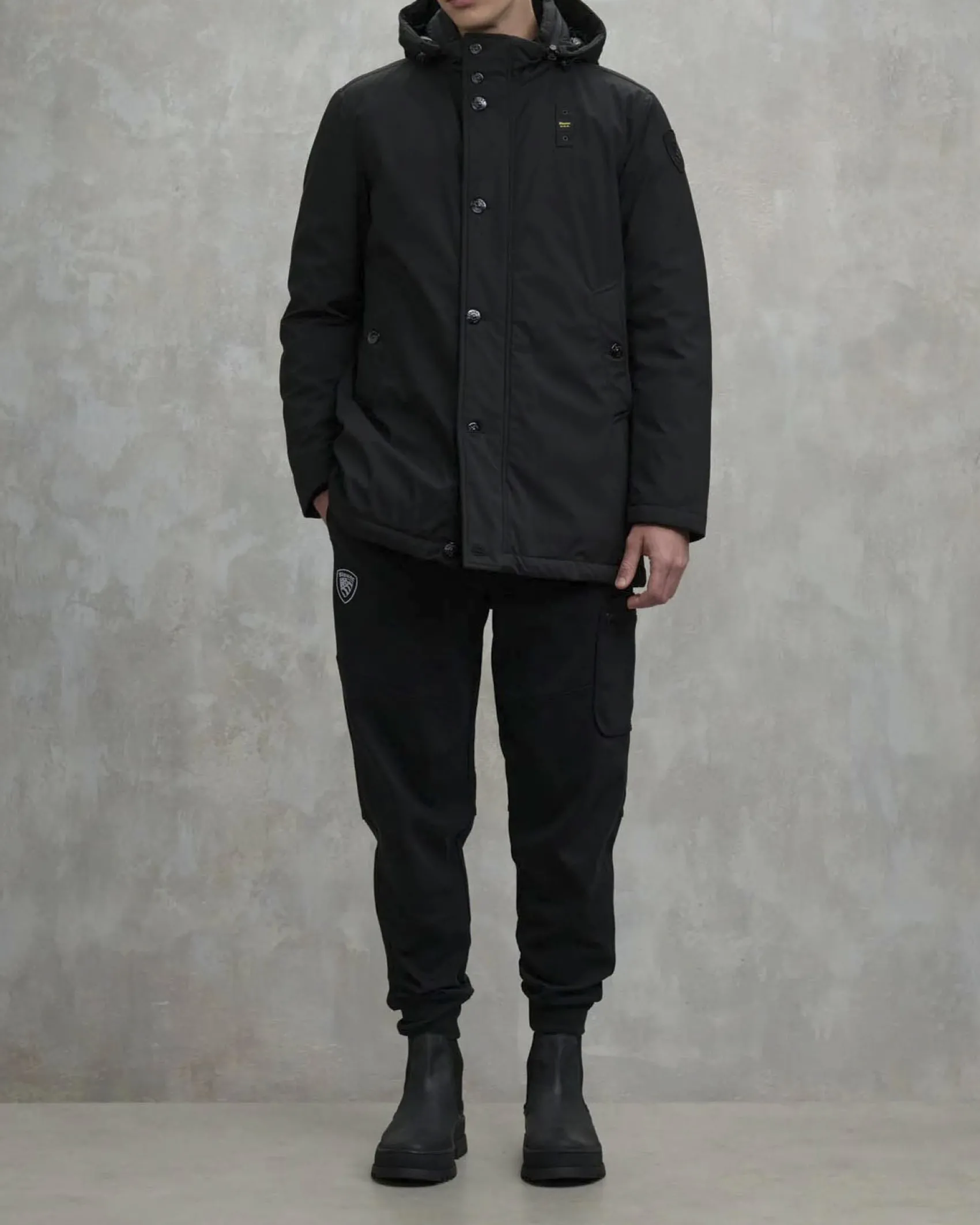 Parka Chester Blauer nero con cappuccio staccabile in neoprene tecnico stretch imbottito in piuma