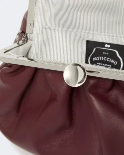Pasticcino bag misura media Weekend Max Mara in pelle color burgundy con doppia tracolla removibile