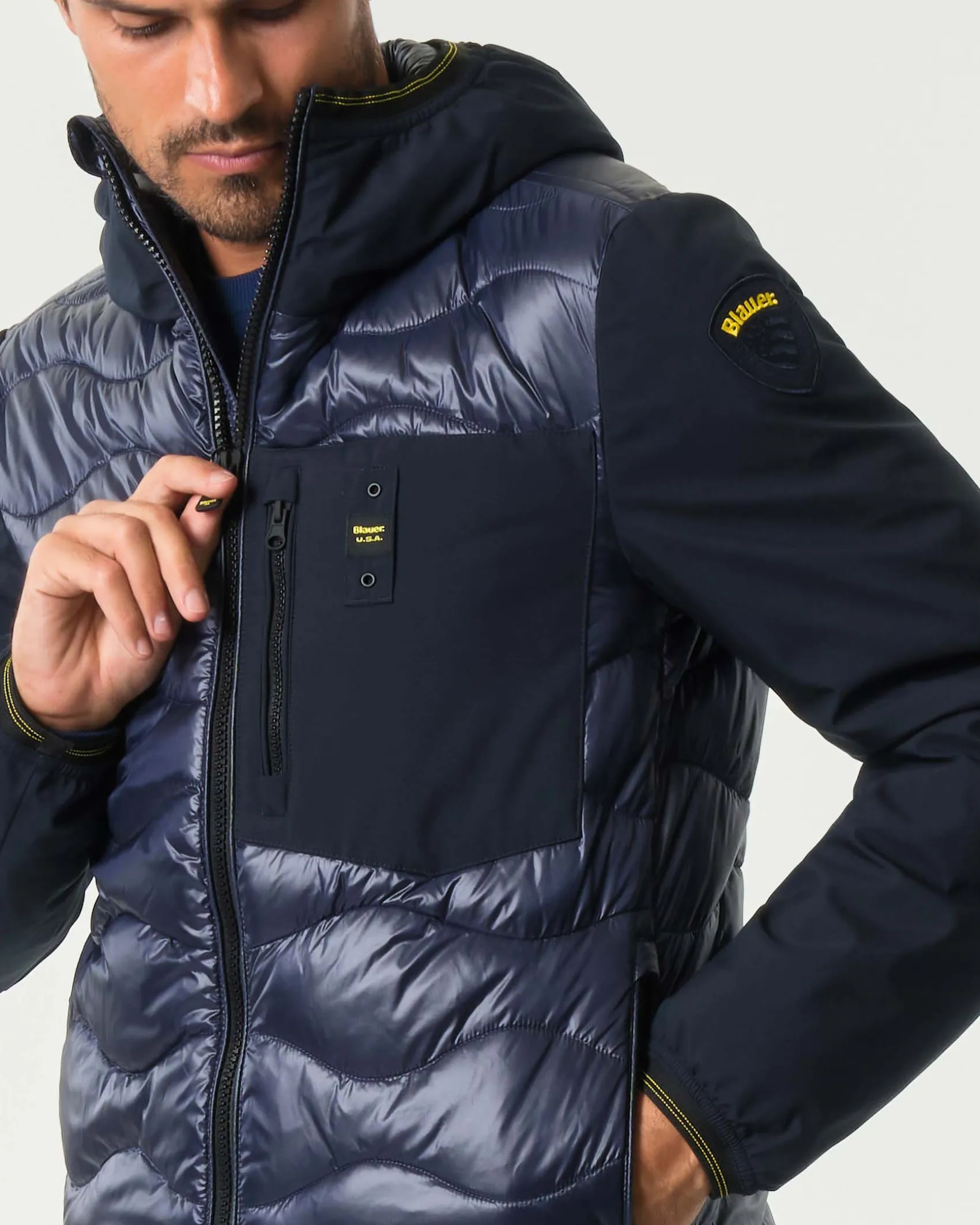 Piumino Albert Blauer bi-tessuto blu con cappuccio fisso e trapuntatura ad onde