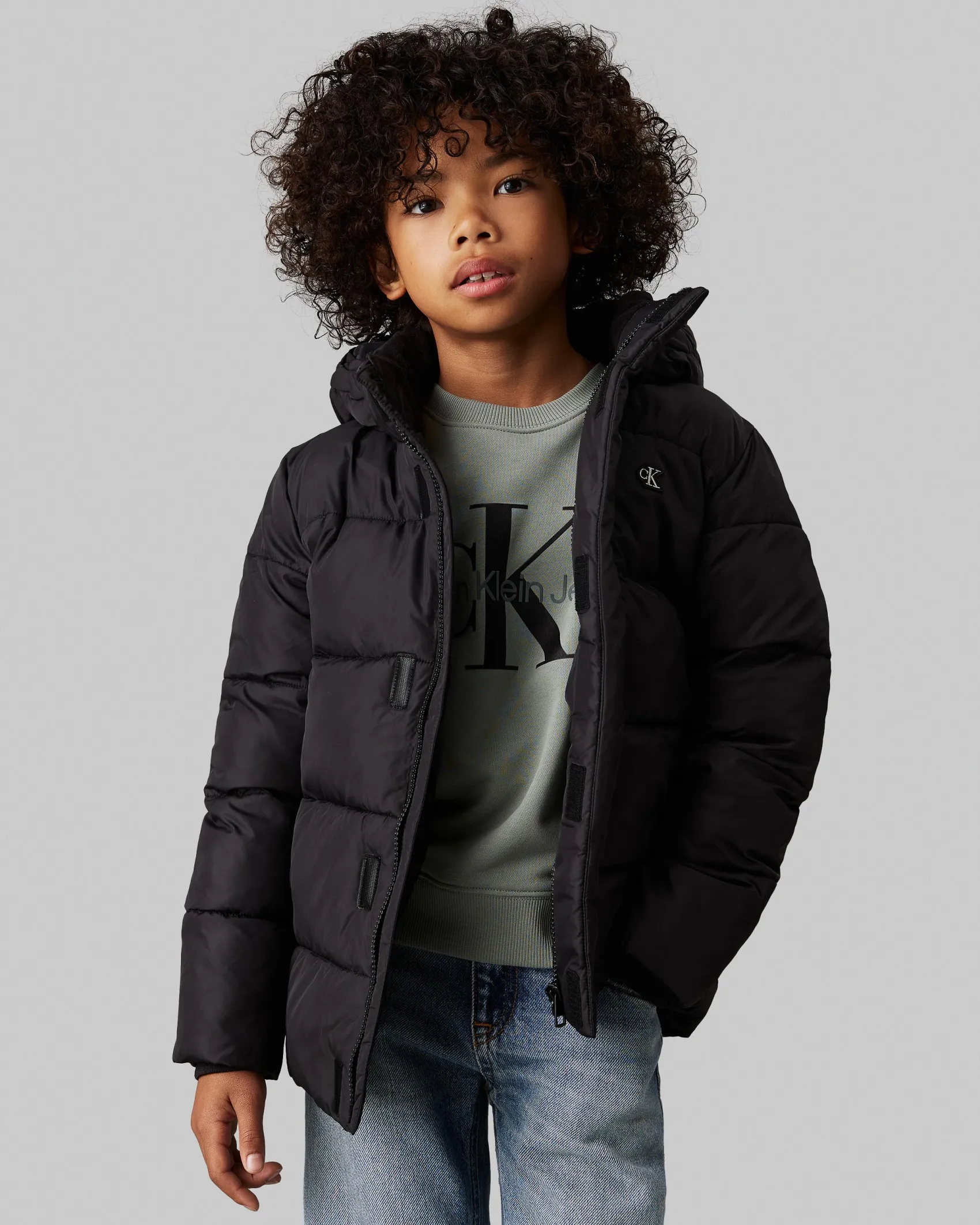 Piumino Calvin Klein nero imbottito con cappuccio