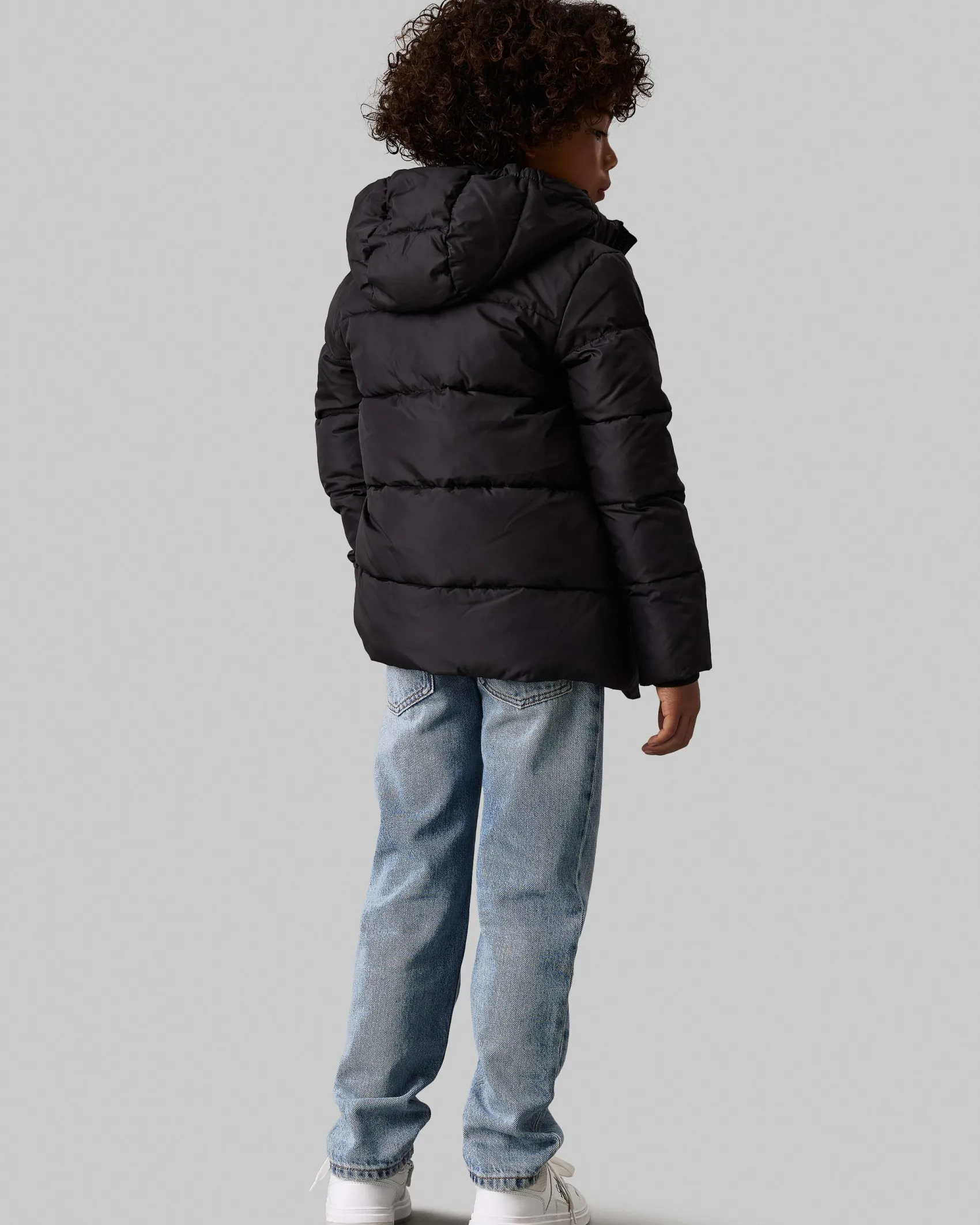 Piumino Calvin Klein nero imbottito con cappuccio