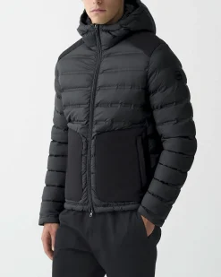 Piumino Colmar Originals nero bi-tessuto con cappuccio e inserti su spalle e tasche in tessuto stretch