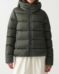Piumino verde militare Colmar Originals imbottito in piuma naturale in tessuto effetto cangiante con cappuccio