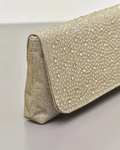 Pochette a busta color oro in lurex con strass tono su tono applicati sulla patta di chiusura