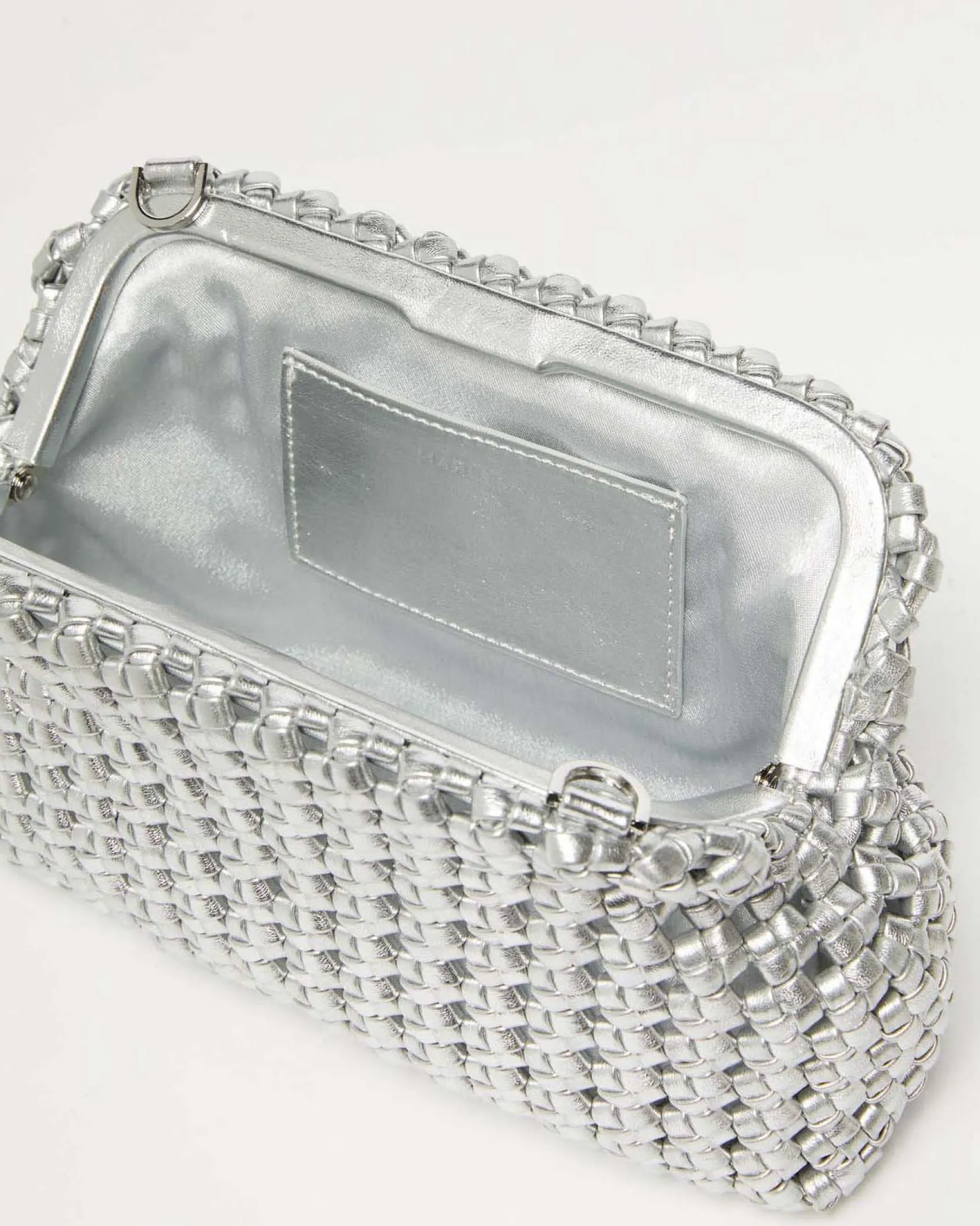 Pochette color argento Marella in similpelle intrecciata effetto laminato