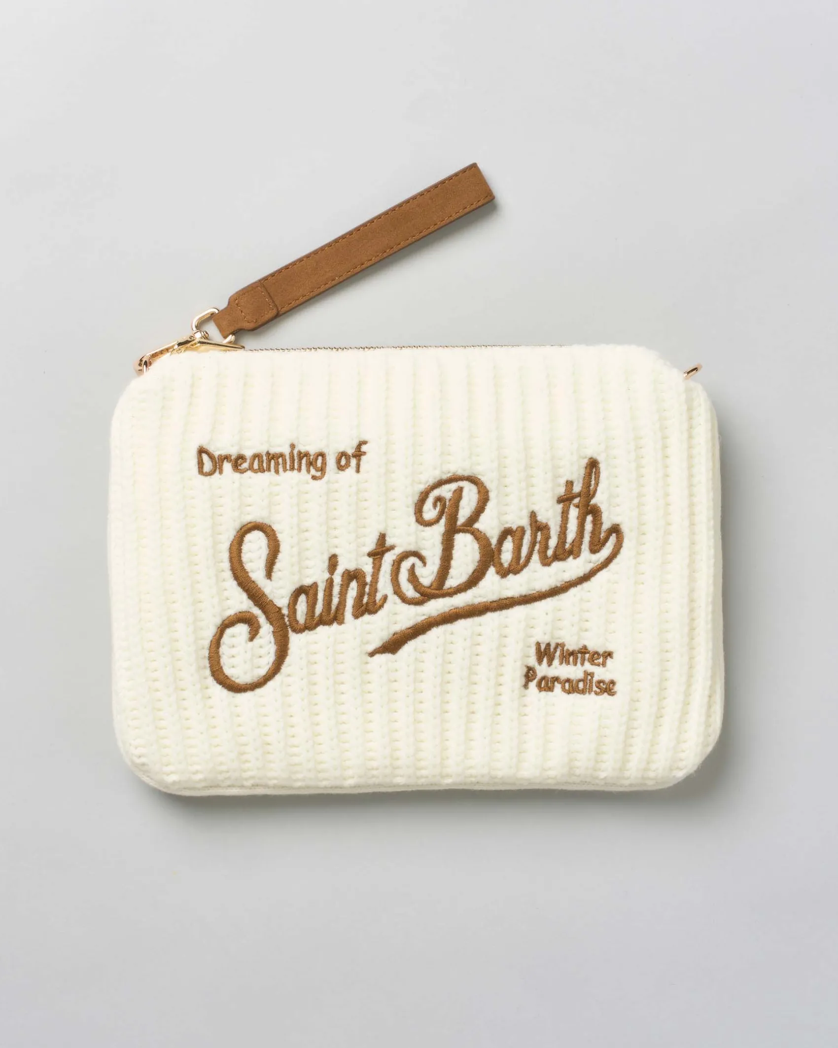Pochette MC2 Saint Barth bianca in tessuto effetto lana tricot con scritta logo cuoio ricamata e doppio laccetto