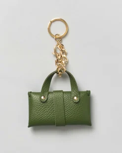 Portachiavi Visonà a borsina in pelle martellata verde con catena e anello dorati