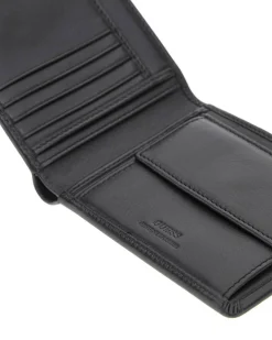 Portafoglio Guess nero in pelle liscia con logo scritta in metallo e tasca portamonete