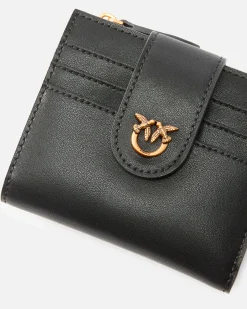 Portafoglio piccolo nero Pinko in pelle liscia con chiusura a listino e logo Love Birds dorata