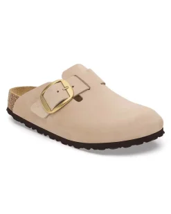 Sabot Birkenstock Big Buckle color sabbia in pelle nabuk con fibbia in metallo
