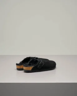Sabot Boston nero in pelle scamosciata con interno in shearling tono su tono