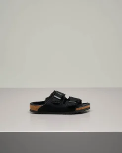 Sandalo Arizona nero in pelle scamosciata con interno in shearling tono su tono