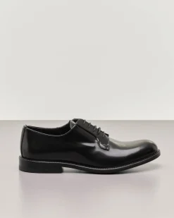 Scarpa derby nera in pelle lucida