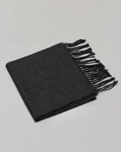 Sciarpa Pellizzari in tessuto spinato nero e antracite con frange